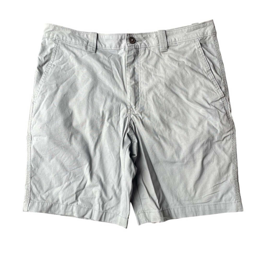 MAGELLAN OUTDOORS NWT Men’s Shorts
34W Grey Shorts